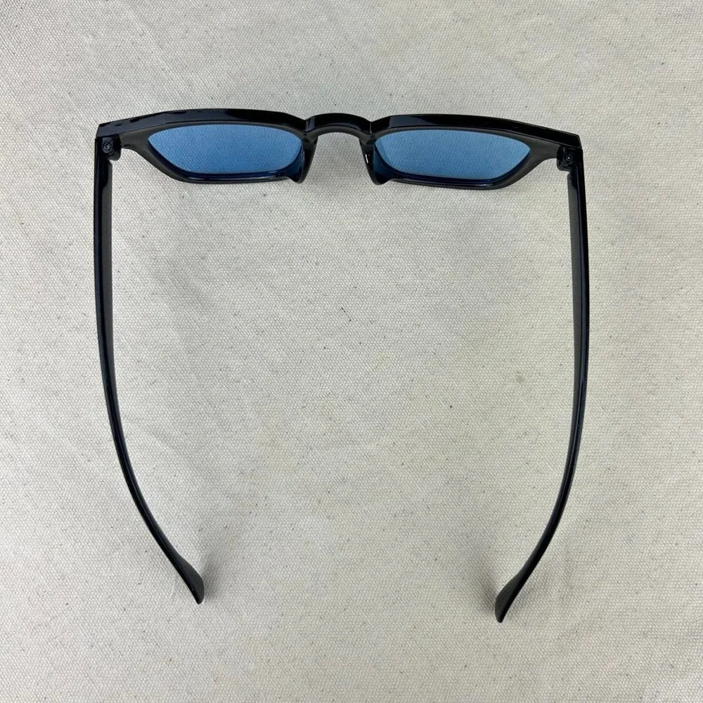 Vintage unique retro style black rounded square sunglasses cyber grunge techno